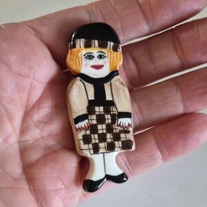 📚 Susan Paley for Ganz pin brooch Hand-Painted Ceramic Girl Figurine "Margo"